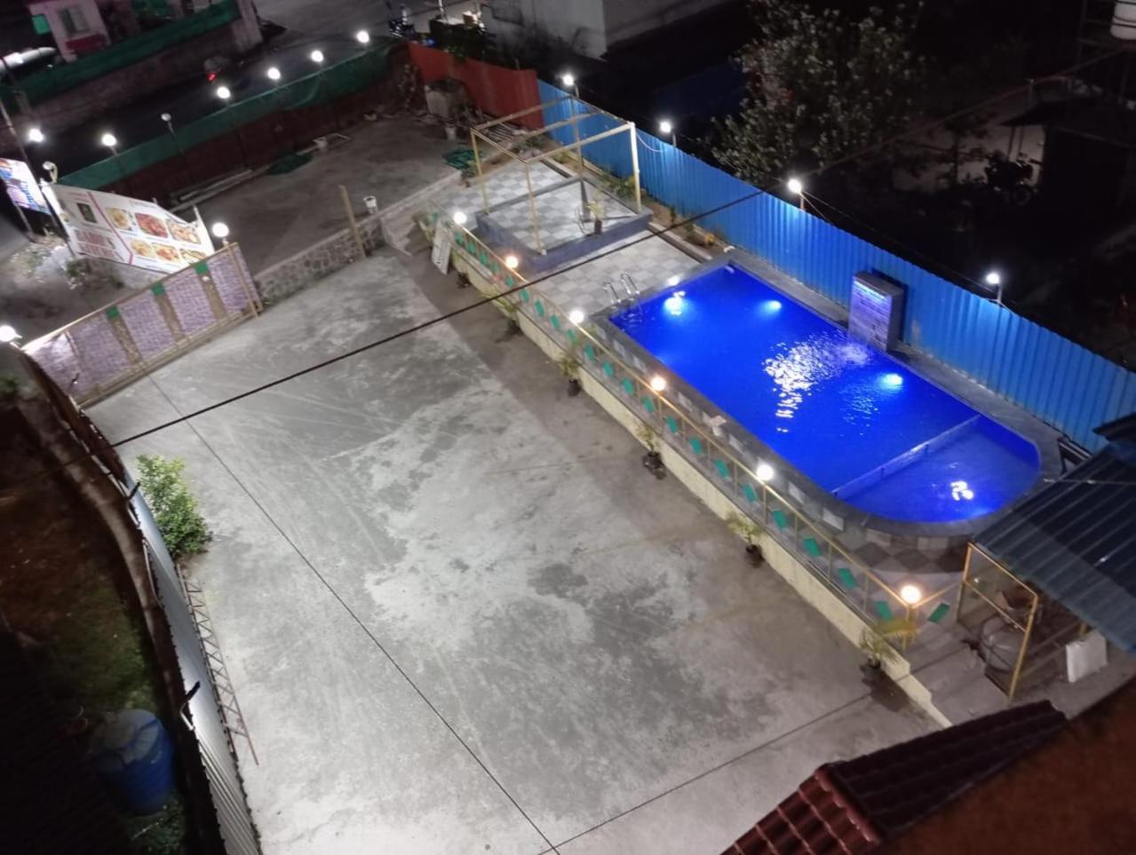 Blue Bell Homestay Lonavala Bagian luar foto
