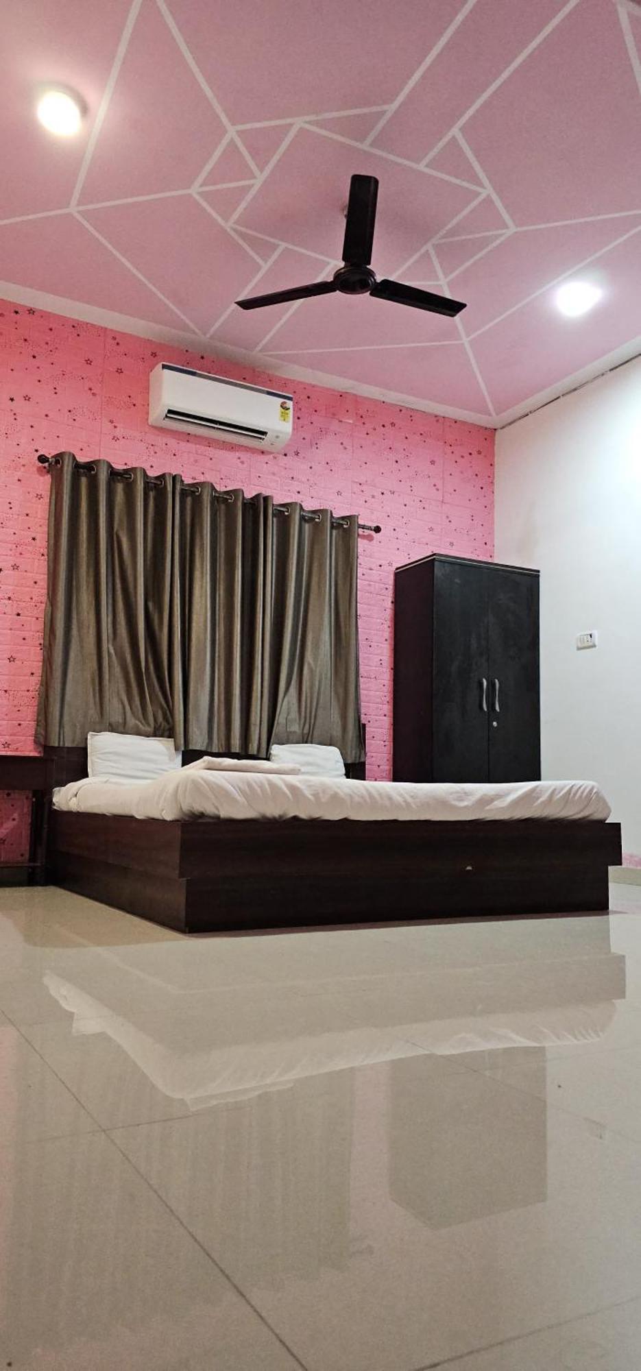 Blue Bell Homestay Lonavala Bagian luar foto